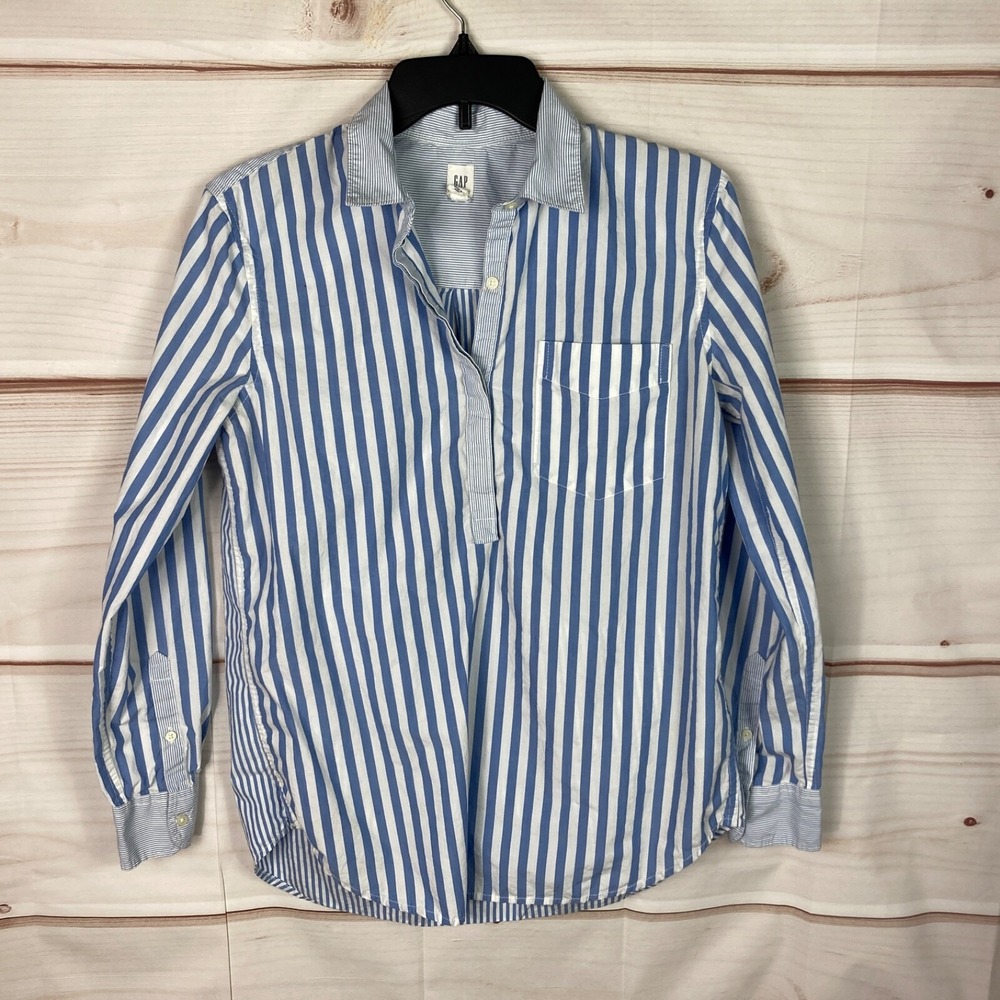 Gap Top Womens S Blue Stripe Shirt 1/2 Button Up Long Sleeve Pocket Pullover